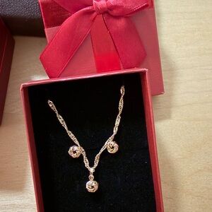 Elegant Gold Knot Necklace and Earings with Box
